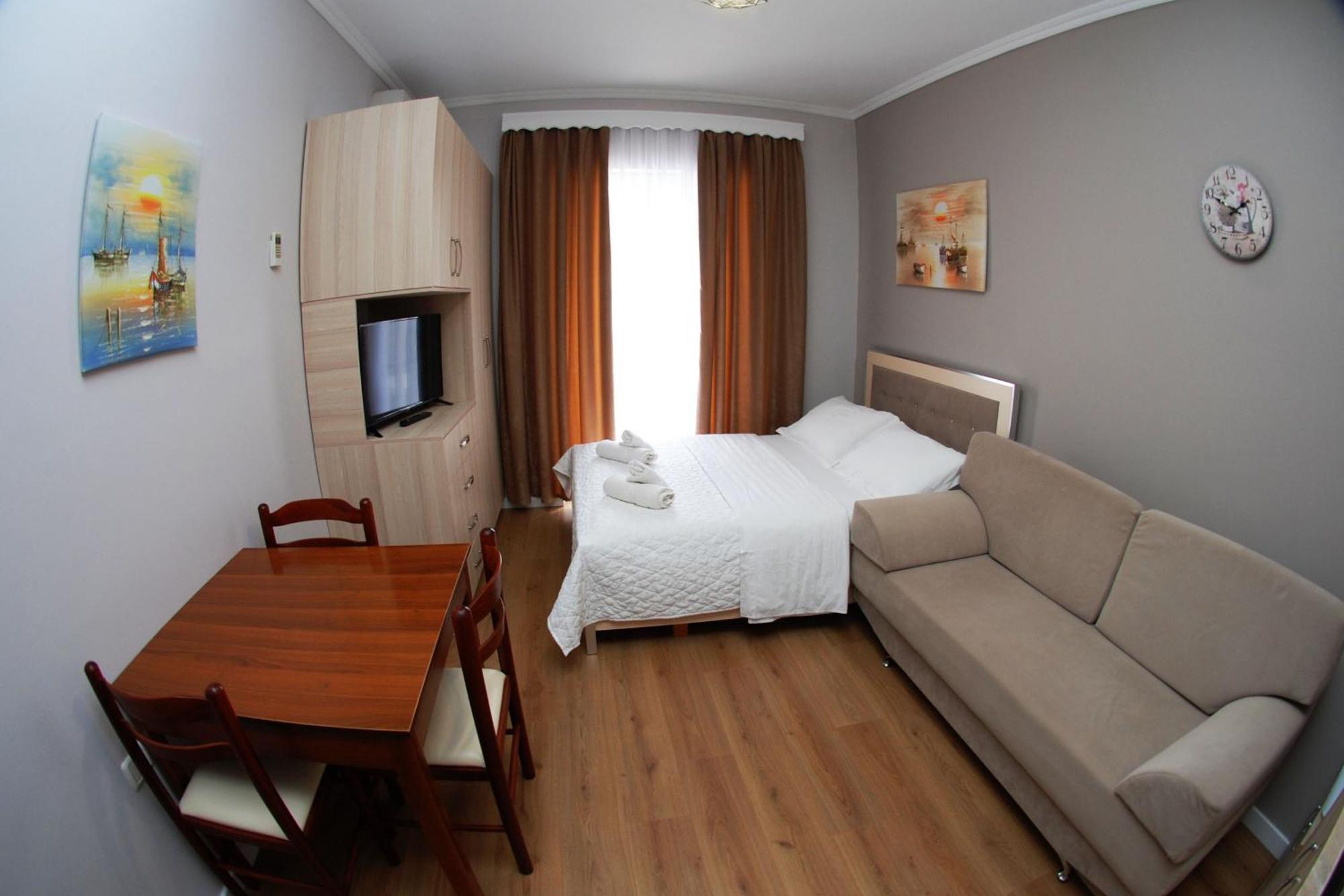 Hotel Vila Alvin & Apartments Saranda Dış mekan fotoğraf