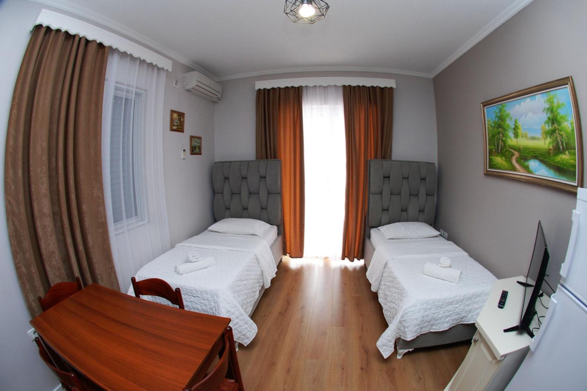 Hotel Vila Alvin & Apartments Saranda Dış mekan fotoğraf