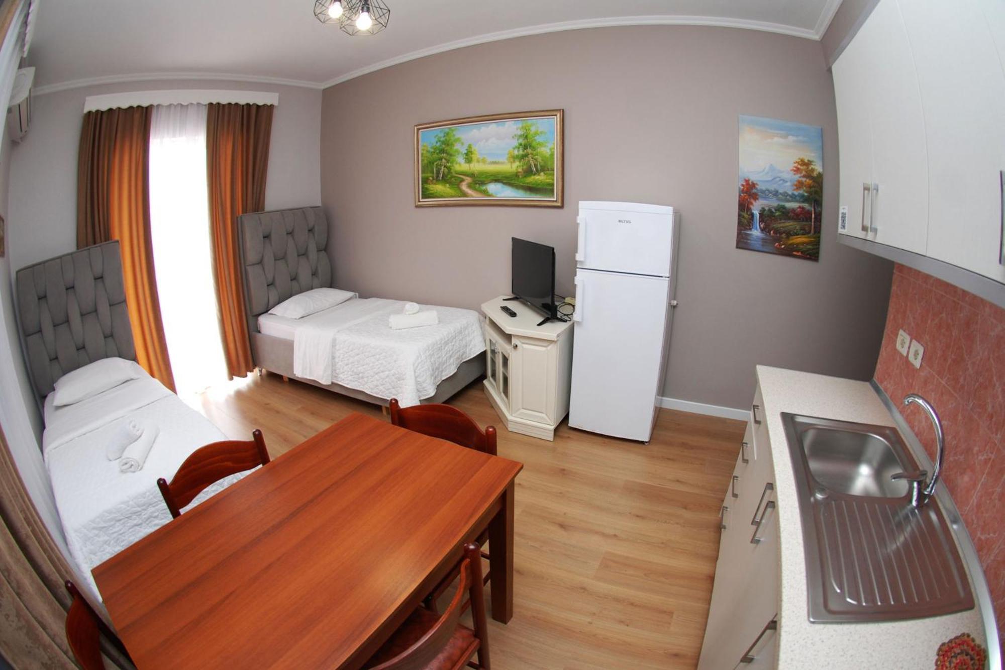 Hotel Vila Alvin & Apartments Saranda Dış mekan fotoğraf