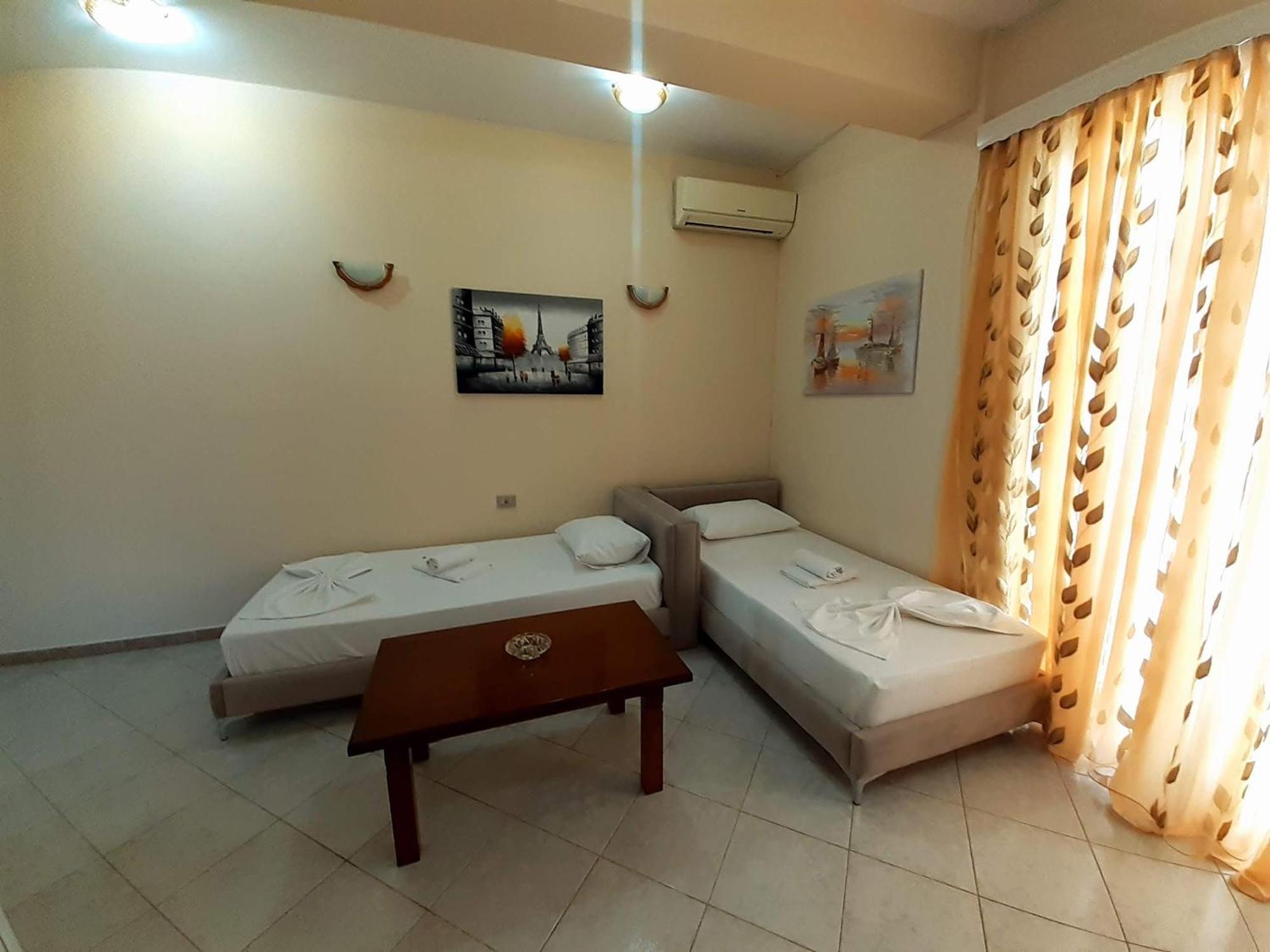 Hotel Vila Alvin & Apartments Saranda Dış mekan fotoğraf