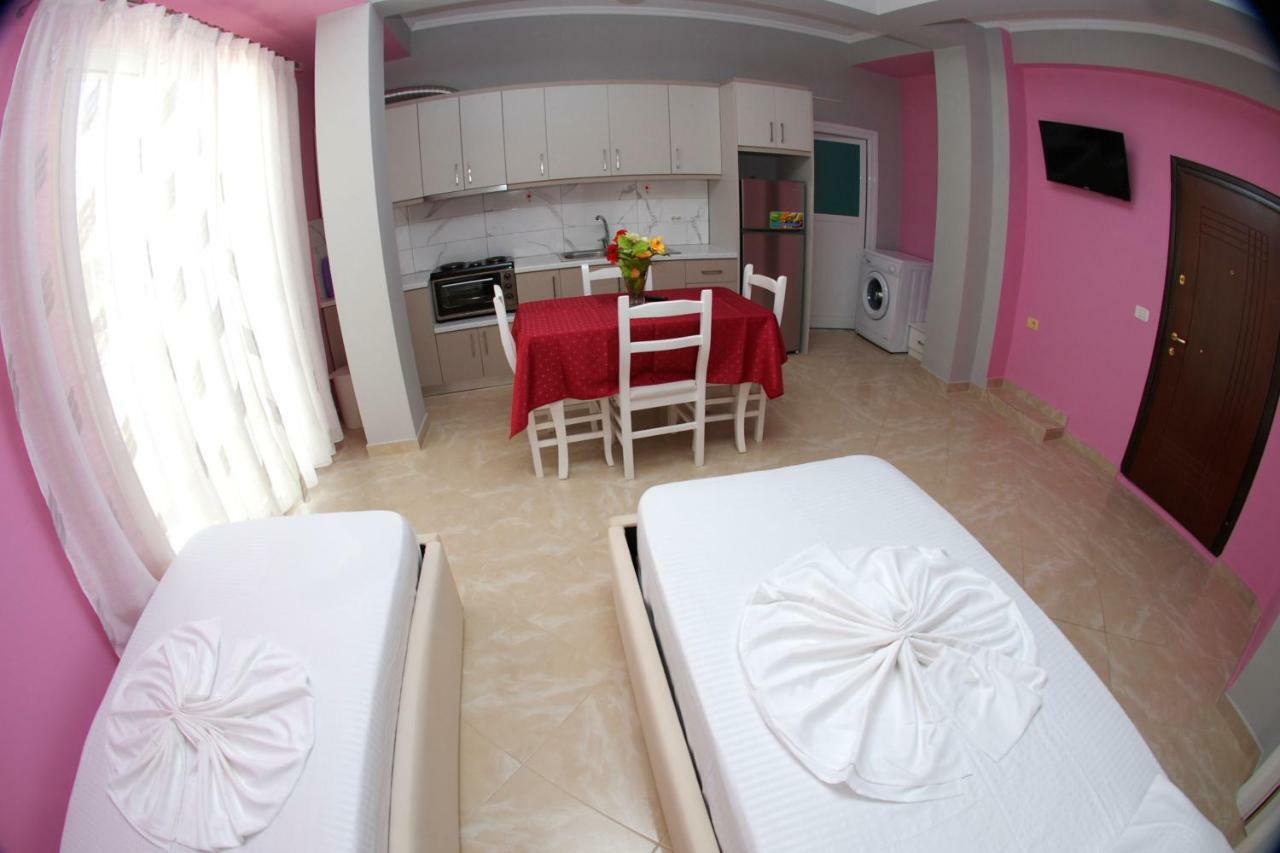 Hotel Vila Alvin & Apartments Saranda Dış mekan fotoğraf